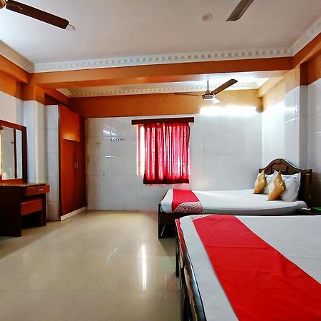 Nb Inn Palace Chennai Eksteriør bilde
