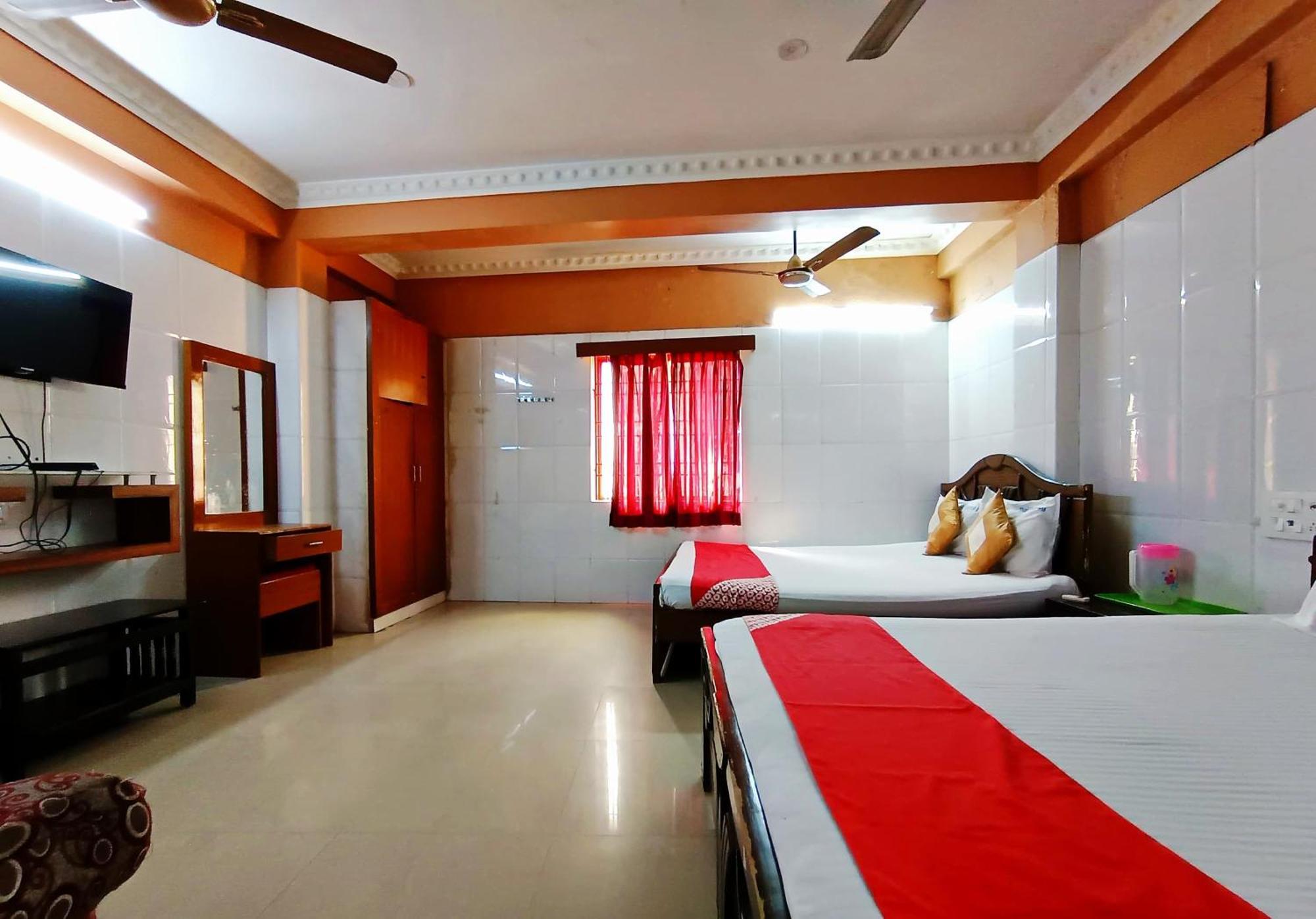 Nb Inn Palace Chennai Eksteriør bilde