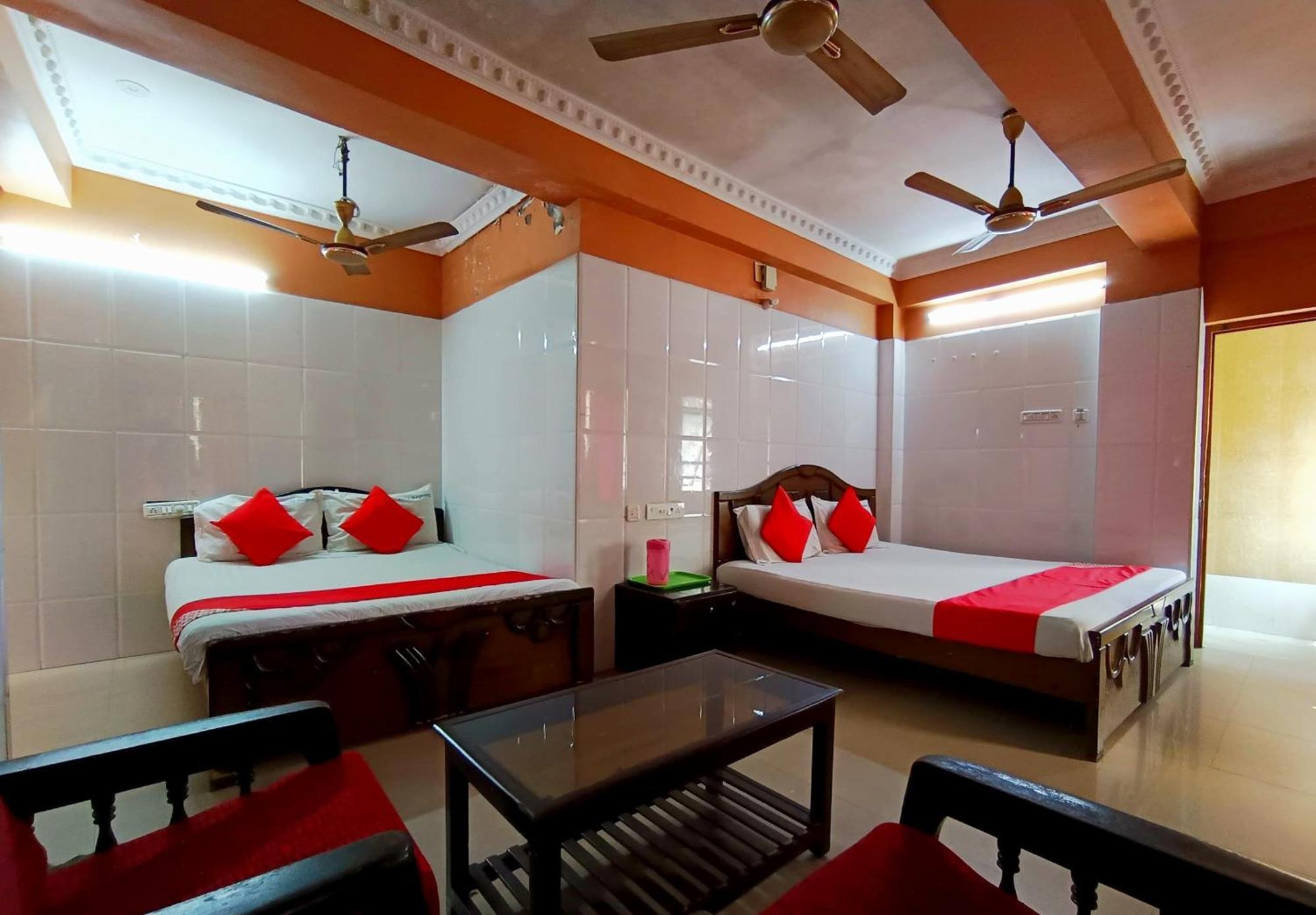 Nb Inn Palace Chennai Eksteriør bilde