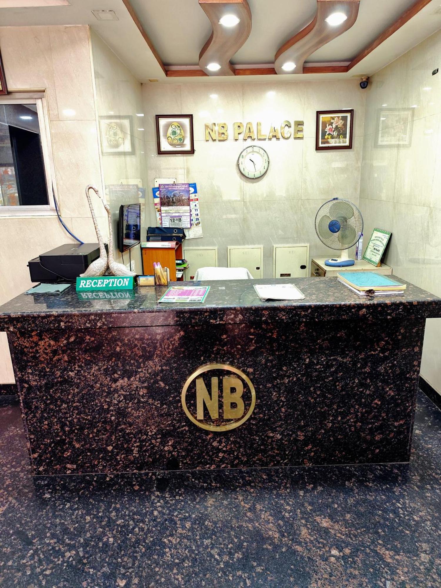 Nb Inn Palace Chennai Eksteriør bilde