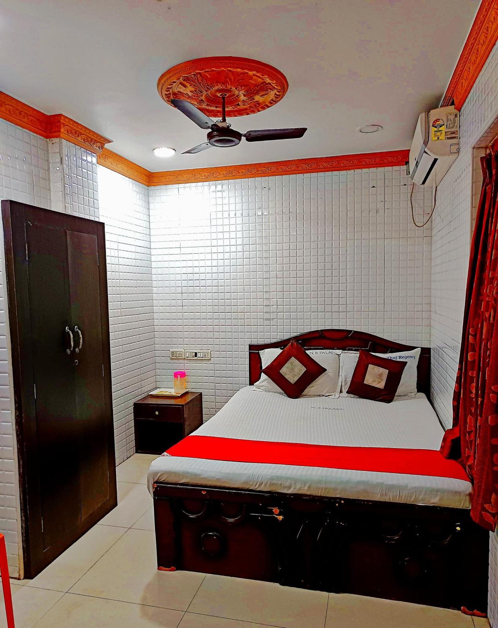 Nb Inn Palace Chennai Eksteriør bilde